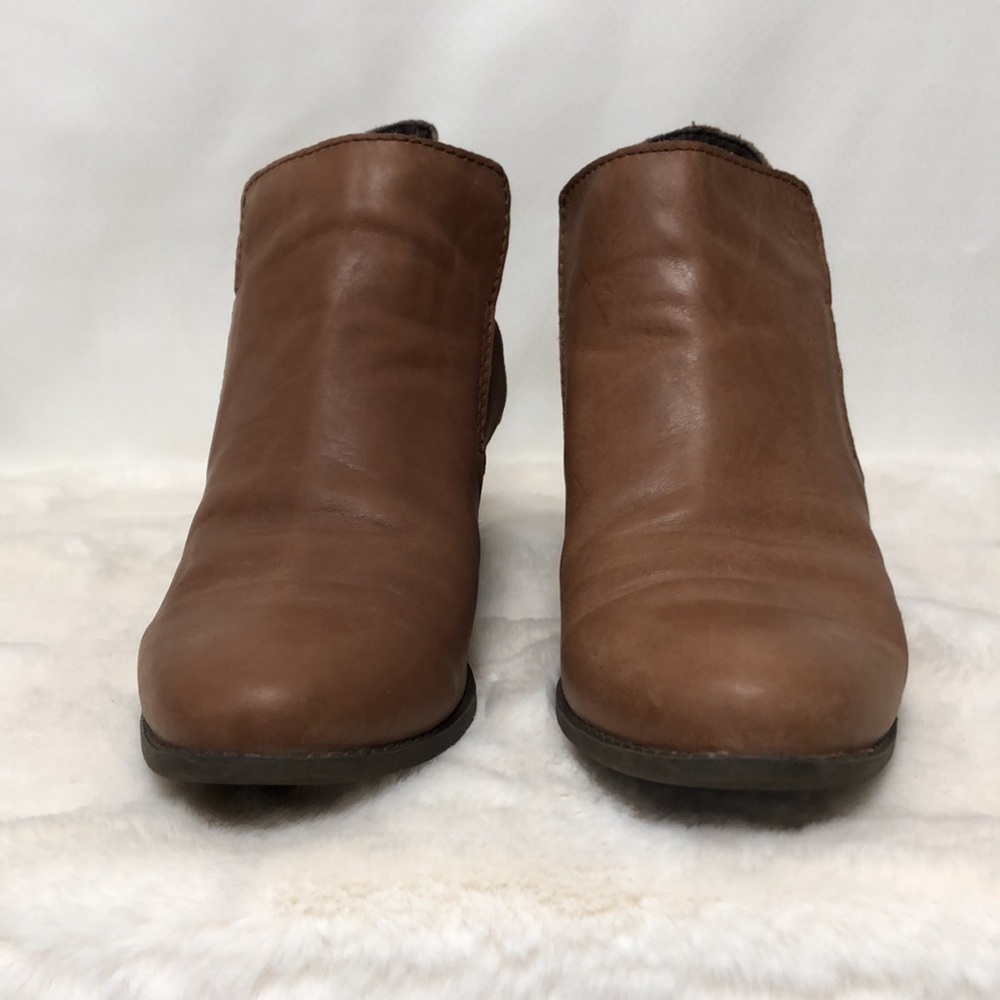 Me Too Booties - Picture 2 of 10